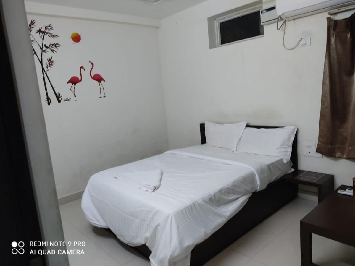 Pph Living Bhimas Hotell Tada Eksteriør bilde